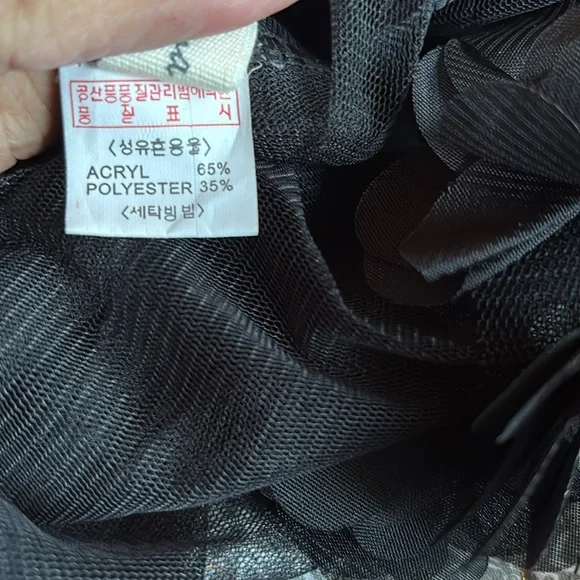 Romantic Fiona Elegant Black Sheer Sleeveless Top with Floral Accents Small - Picture 9 of 9